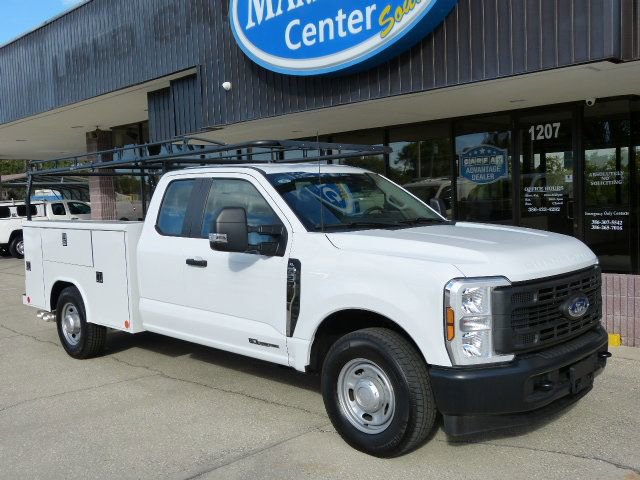 Used 2024 Ford F250 XL image 6