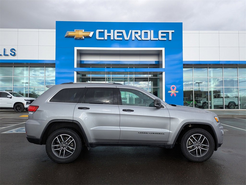 Used 2020 Jeep Grand Cherokee Limited w/ Luxury Group II image 36