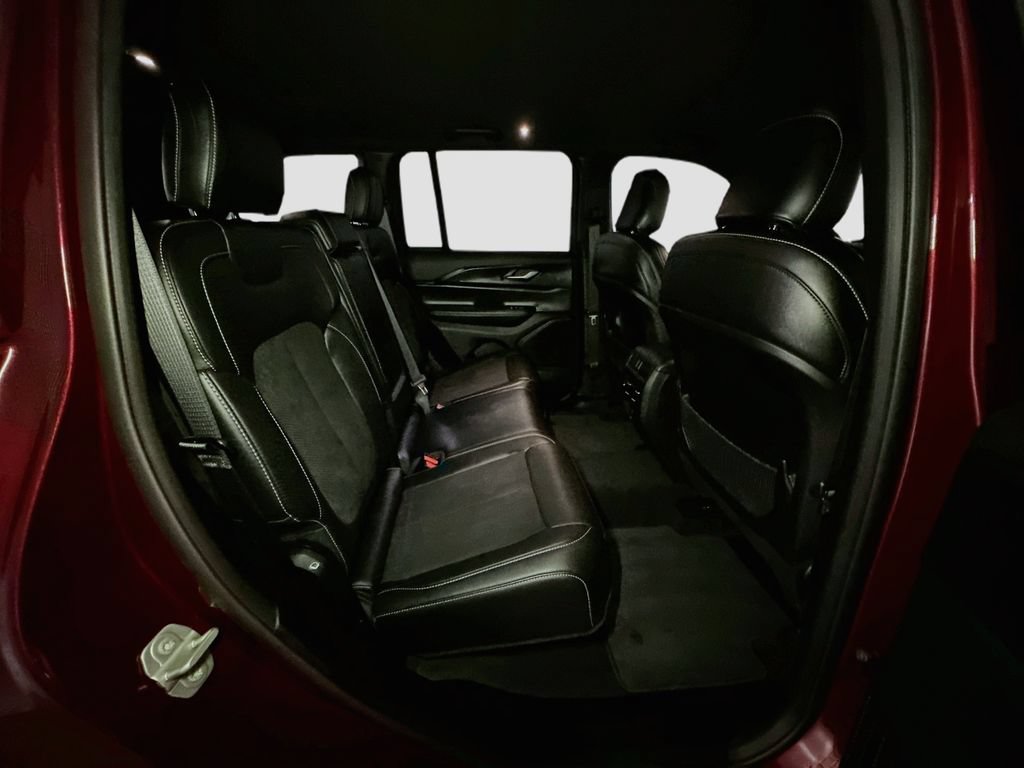 Certified 2023 Jeep Grand Cherokee Altitude RWD image 35
