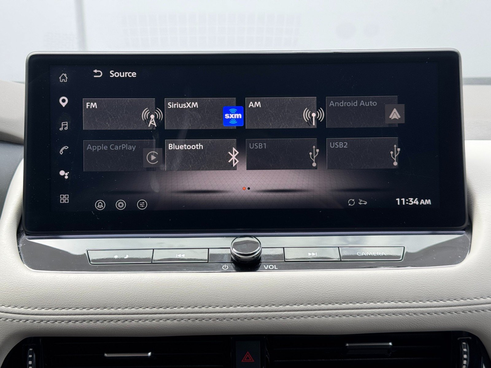 Used 2025 Nissan Rogue SL FWD image 23