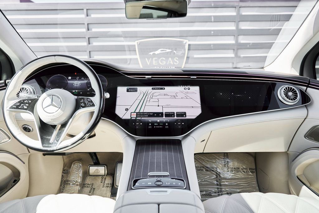 Used 2025 Mercedes-Benz Maybach EQS 680 4MATIC image 65