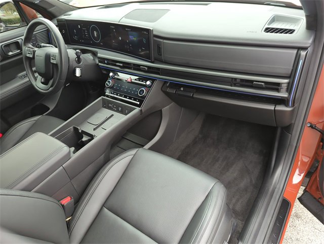 Used 2025 Hyundai Santa Fe Calligraphy image 17