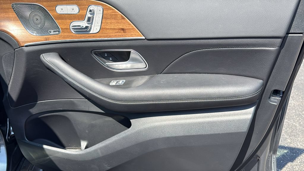 Certified 2025 Mercedes-Benz GLE 350 4MATIC image 13