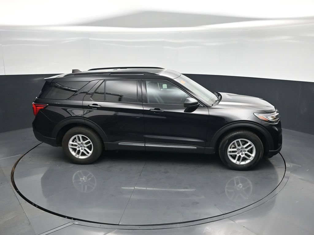 Used 2025 Ford Explorer Active AWD/4WD image 53