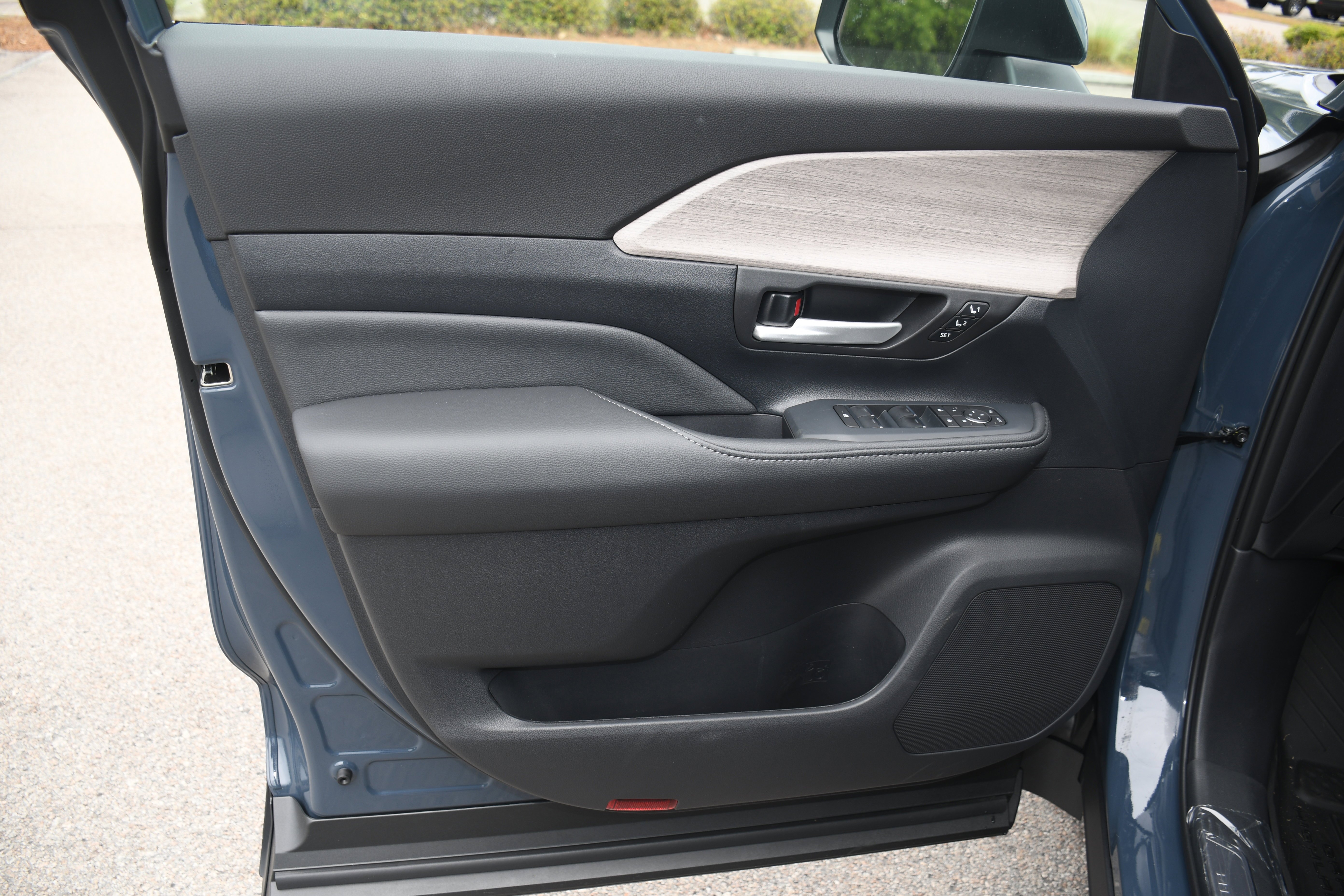 New 2026 Toyota Grand Highlander FWD image 5