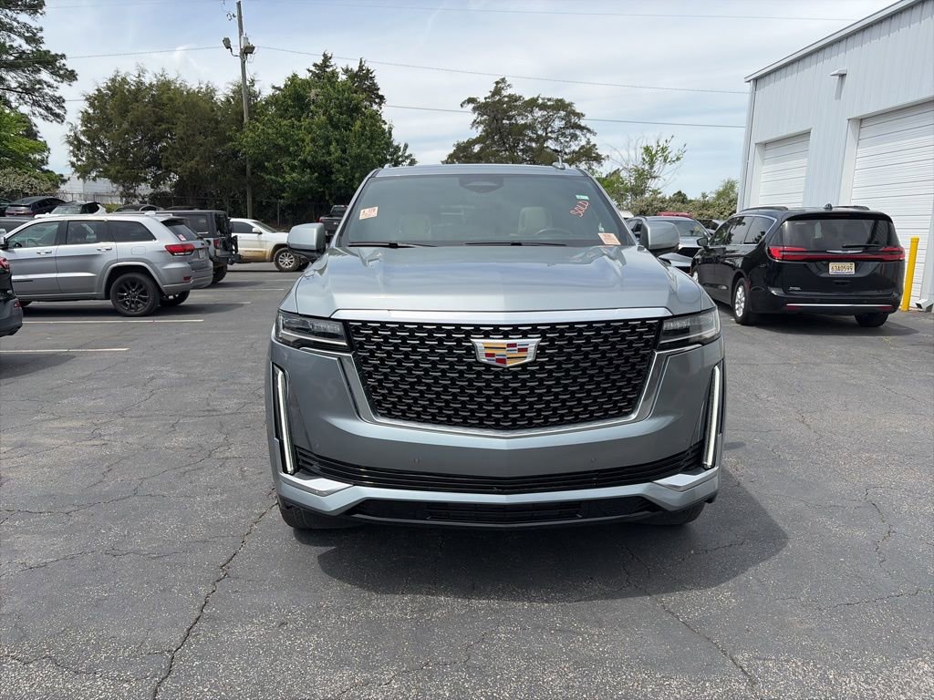 Used 2024 Cadillac Escalade ESV Premium Luxury w/ Performance Package image 2