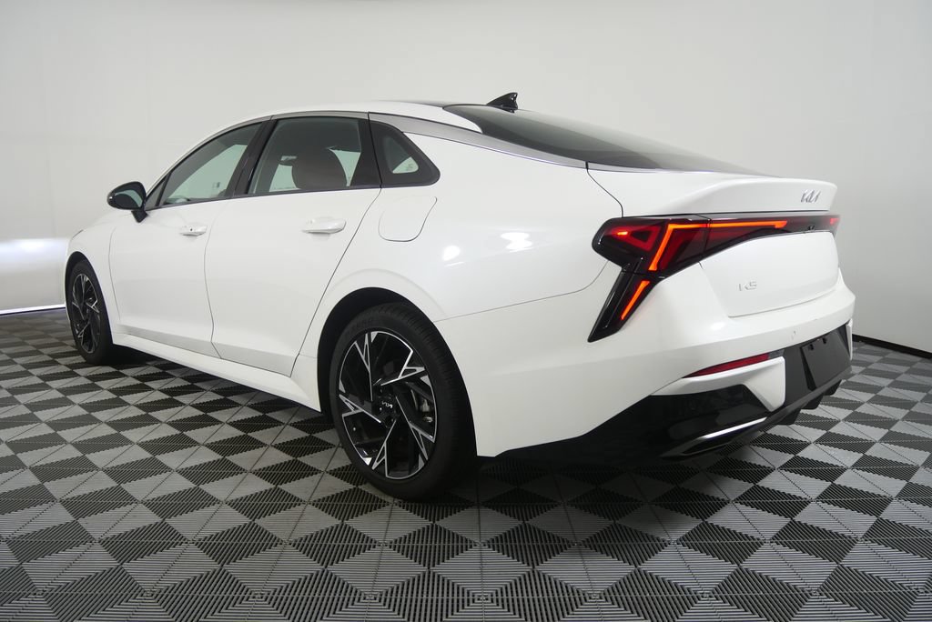 Used 2025 Kia K5 GT-Line w/ GT-Line Premium Package FWD image 5