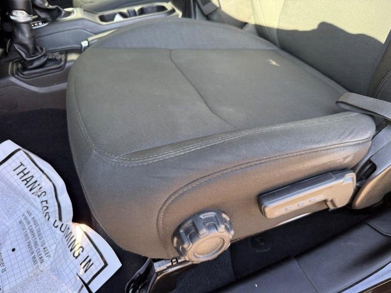 Used 2019 Jeep Wrangler Unlimited Sport S image 17