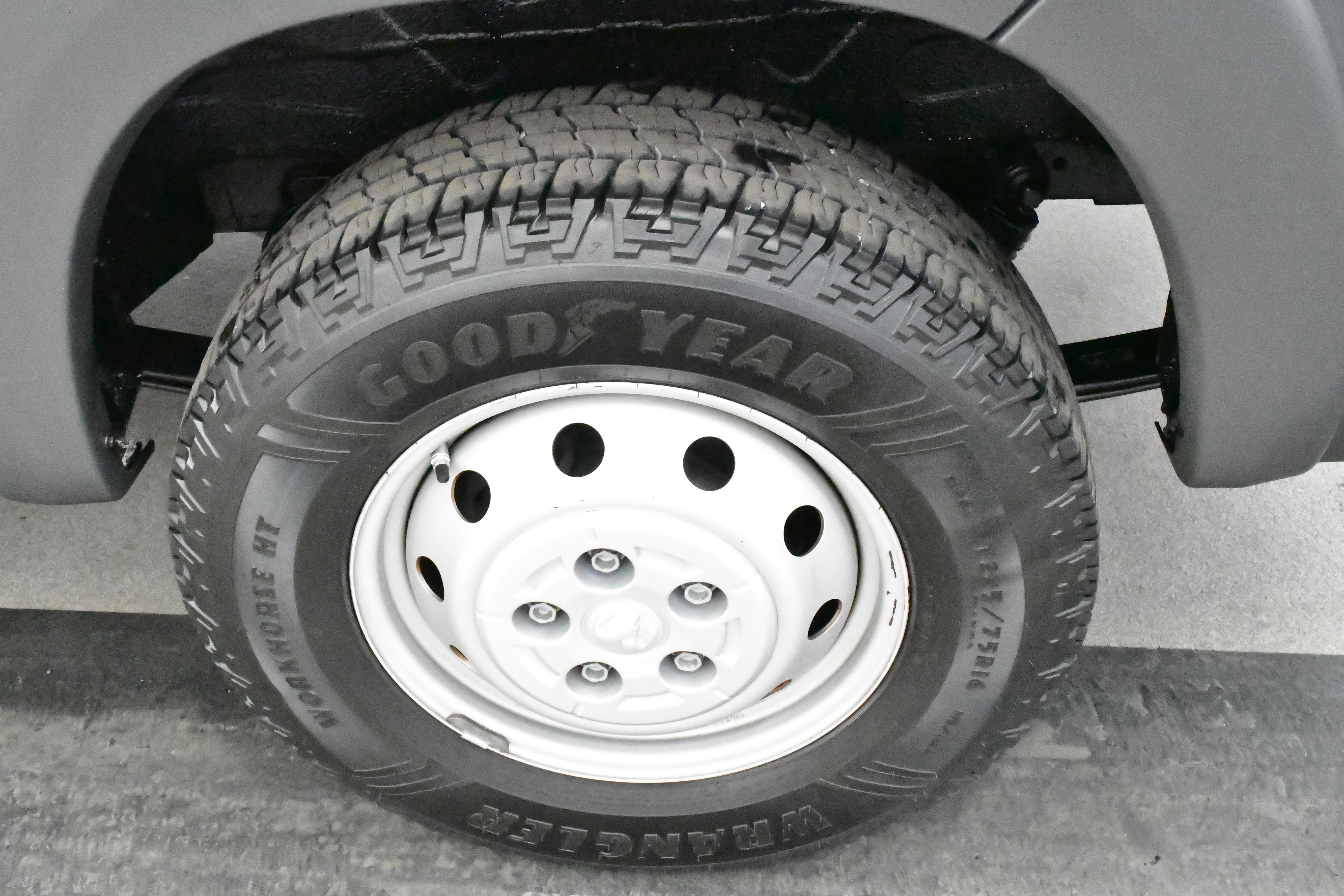 Used 2025 RAM ProMaster 2500 w/ Convenience Group image 54