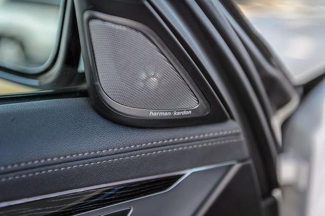 Used 2020 BMW 740i xDrive w/ M Sport Package image 49