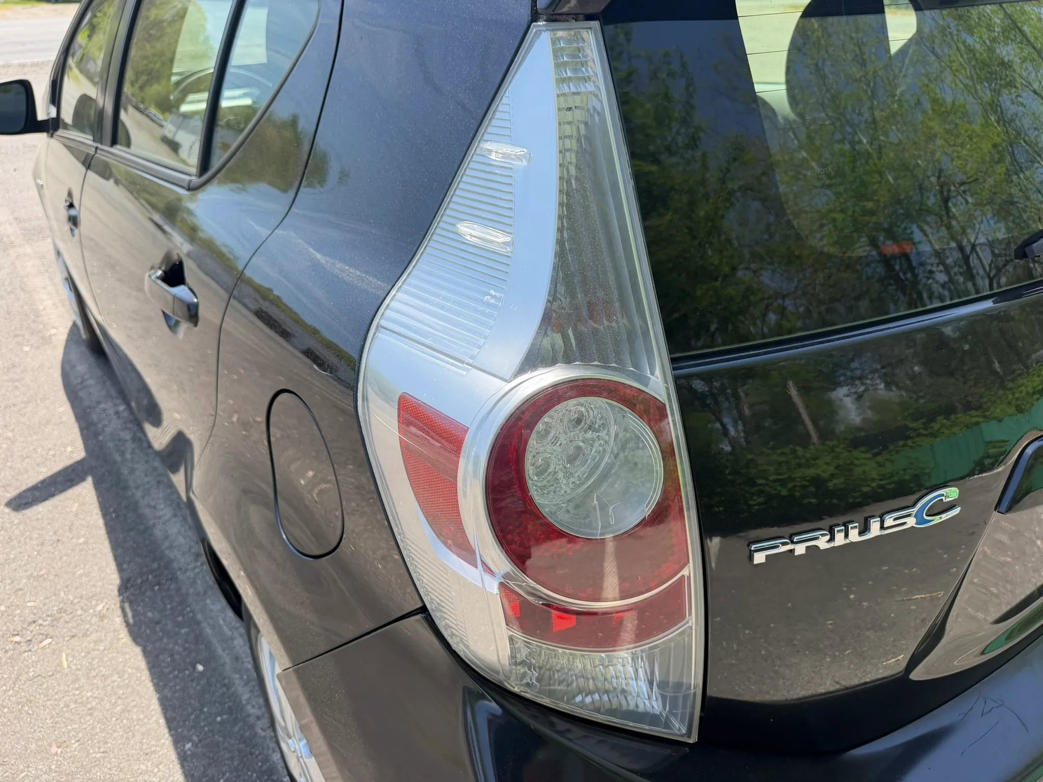 Used 2014 Toyota Prius C Two FWD image 11