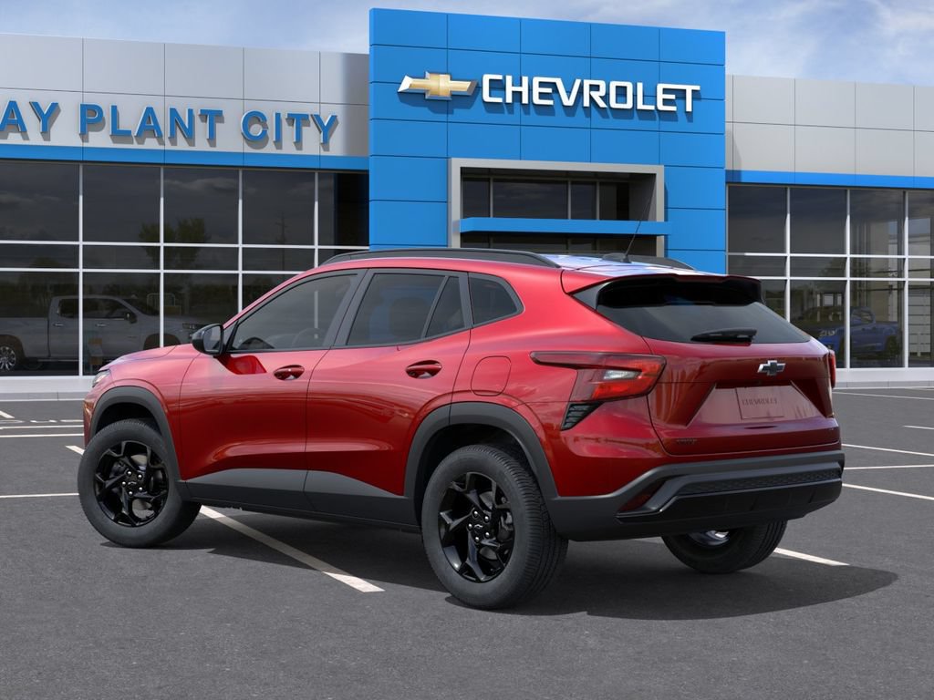New 2026 Chevrolet Trax LT w/ Driver Confidence Package FWD image 3