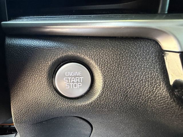 Certified 2025 Kia Sorento LX FWD image 16