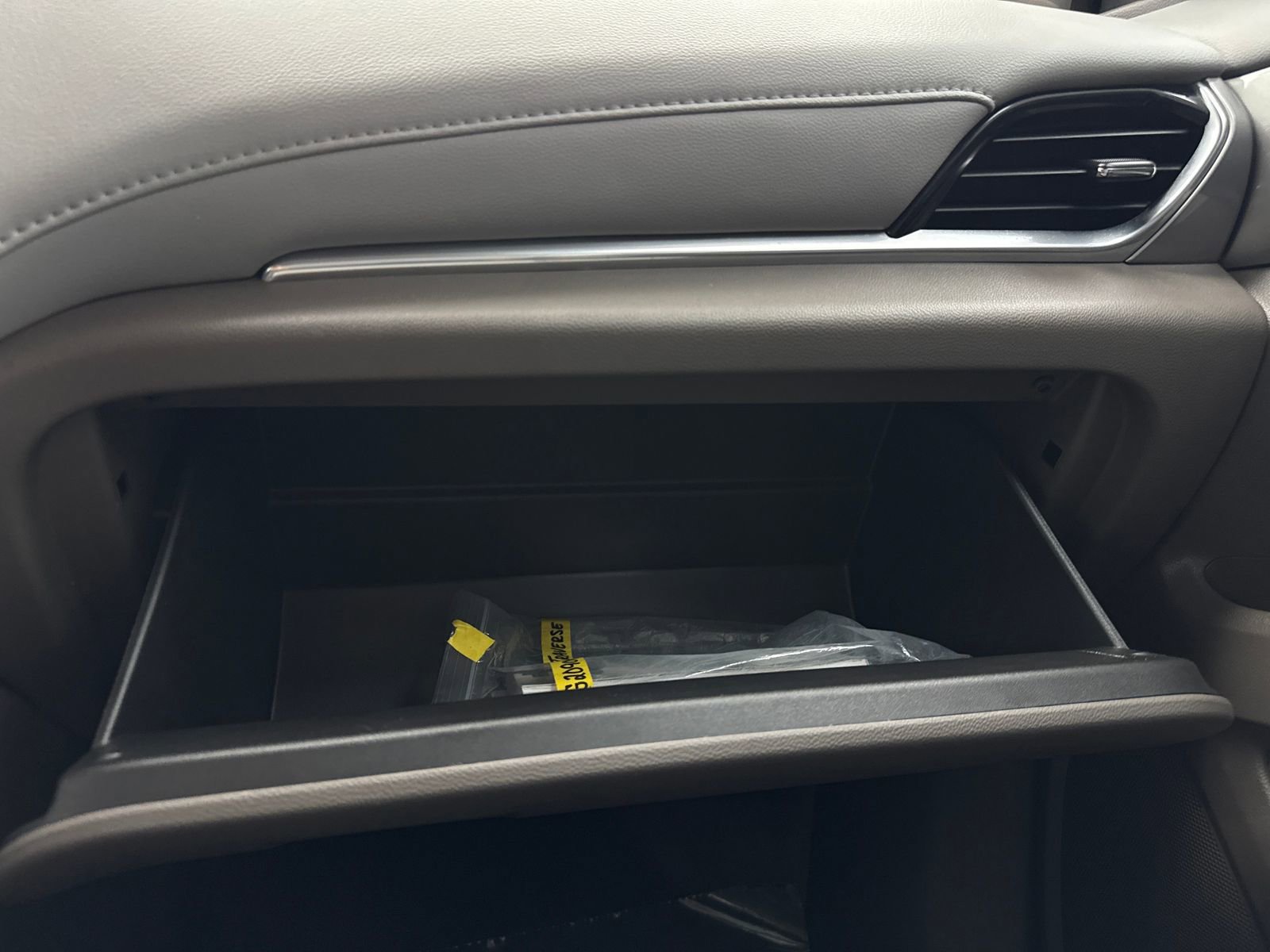 Used 2019 Chevrolet Traverse LT image 32