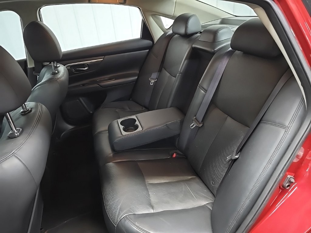 Used 2015 Nissan Altima 3.5 SL FWD image 33