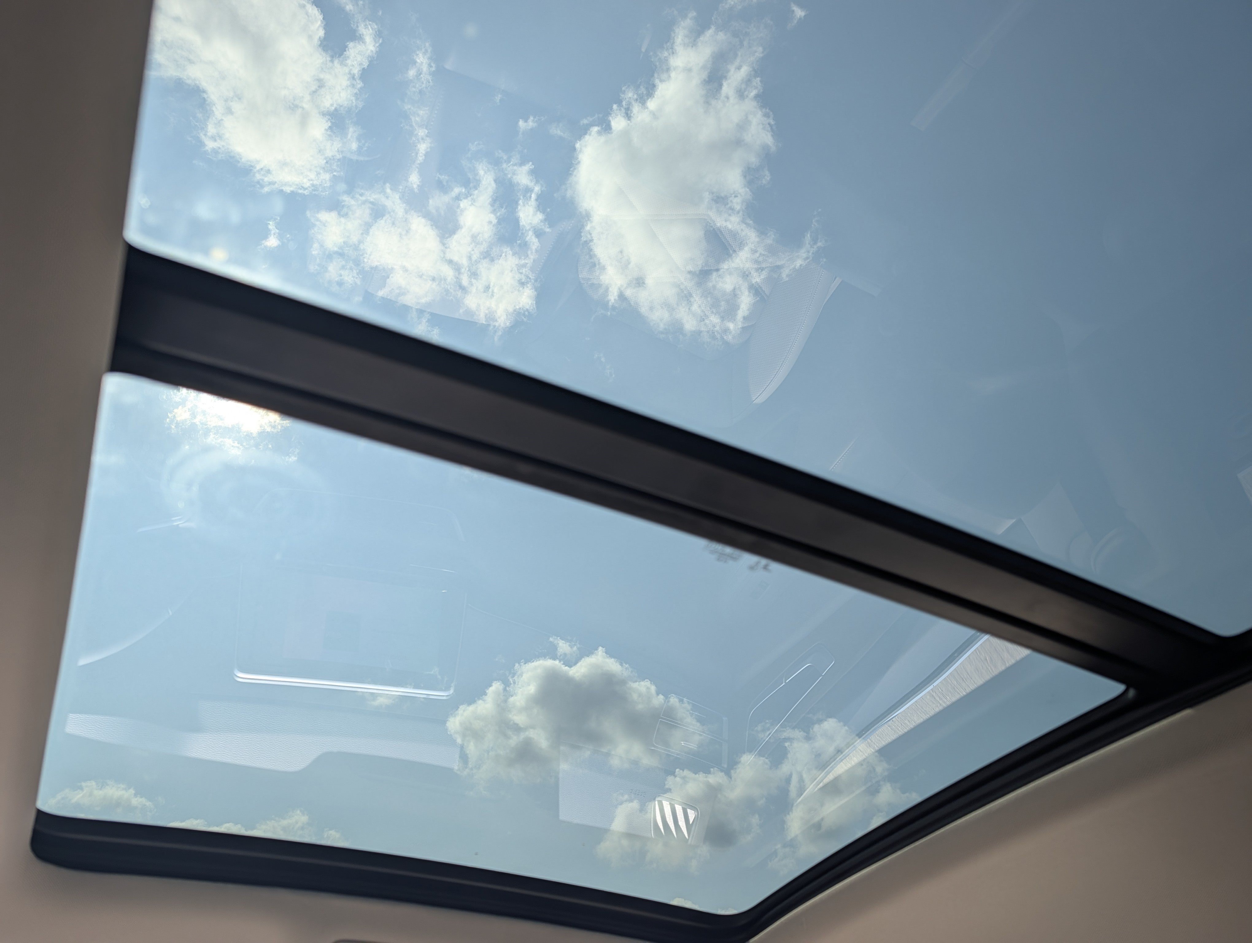 New 2026 Volkswagen Atlas SE FWD image 7