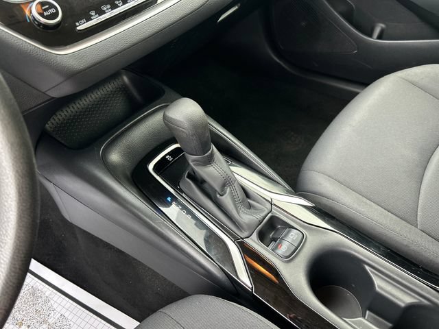Used 2020 Toyota Corolla LE FWD image 16