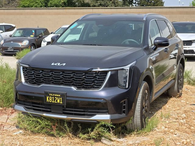 Certified 2025 Kia Sorento S AWD/4WD image 3
