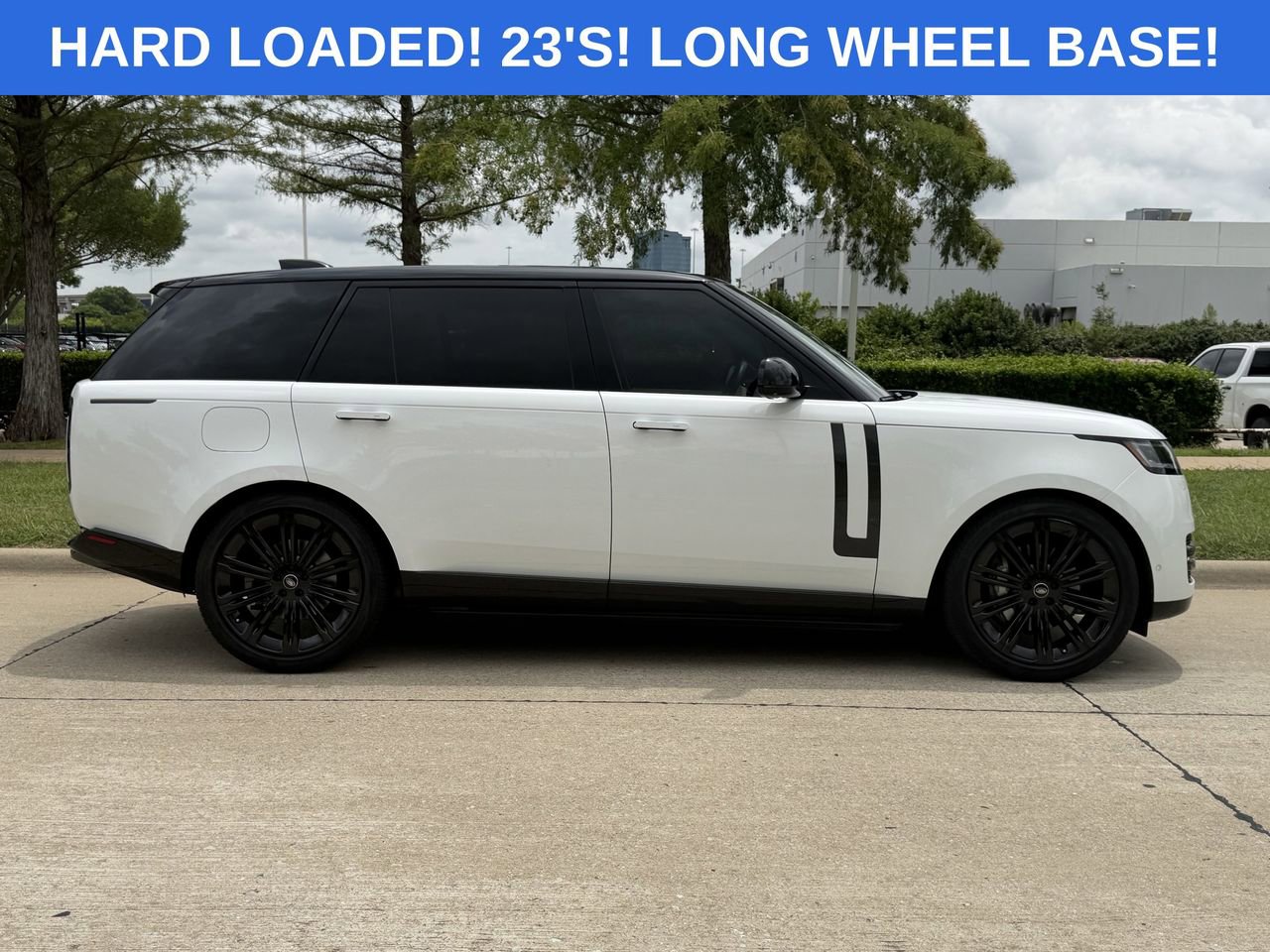 Used 2024 Land Rover Range Rover Long Wheelbase SE AWD/4WD image 7