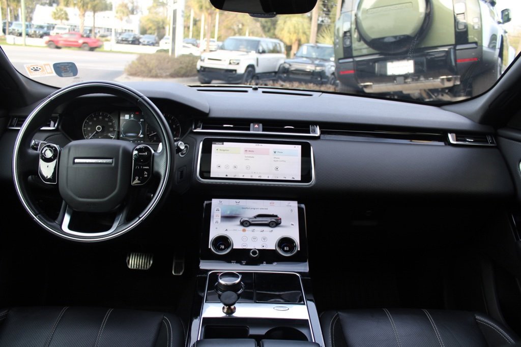 Used 2019 Land Rover Range Rover Velar R-Dynamic HSE image 27
