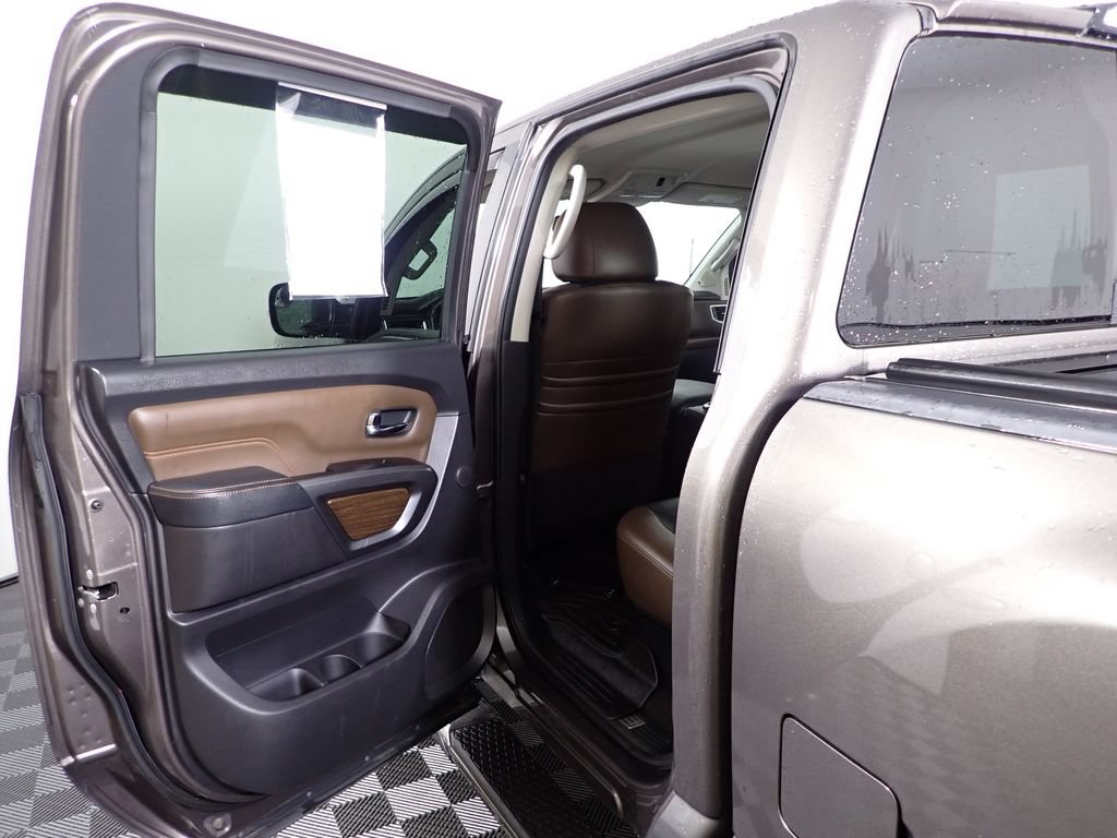 Used 2017 Nissan Titan Platinum Reserve RWD image 34