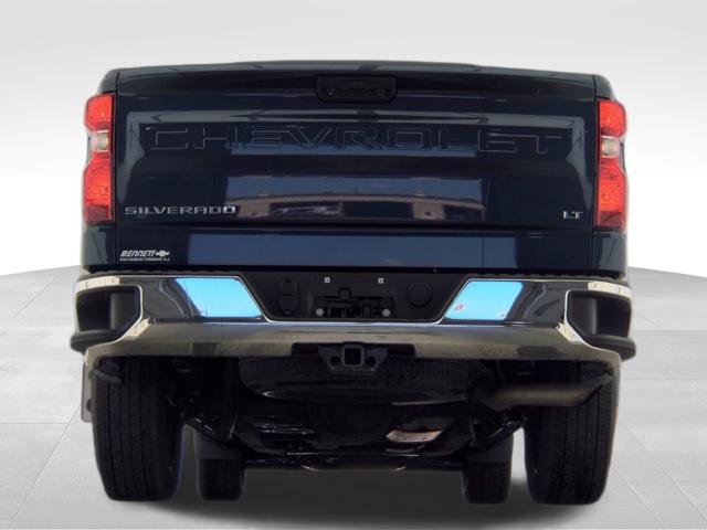 Used 2023 Chevrolet Silverado 1500 LT AWD/4WD image 6