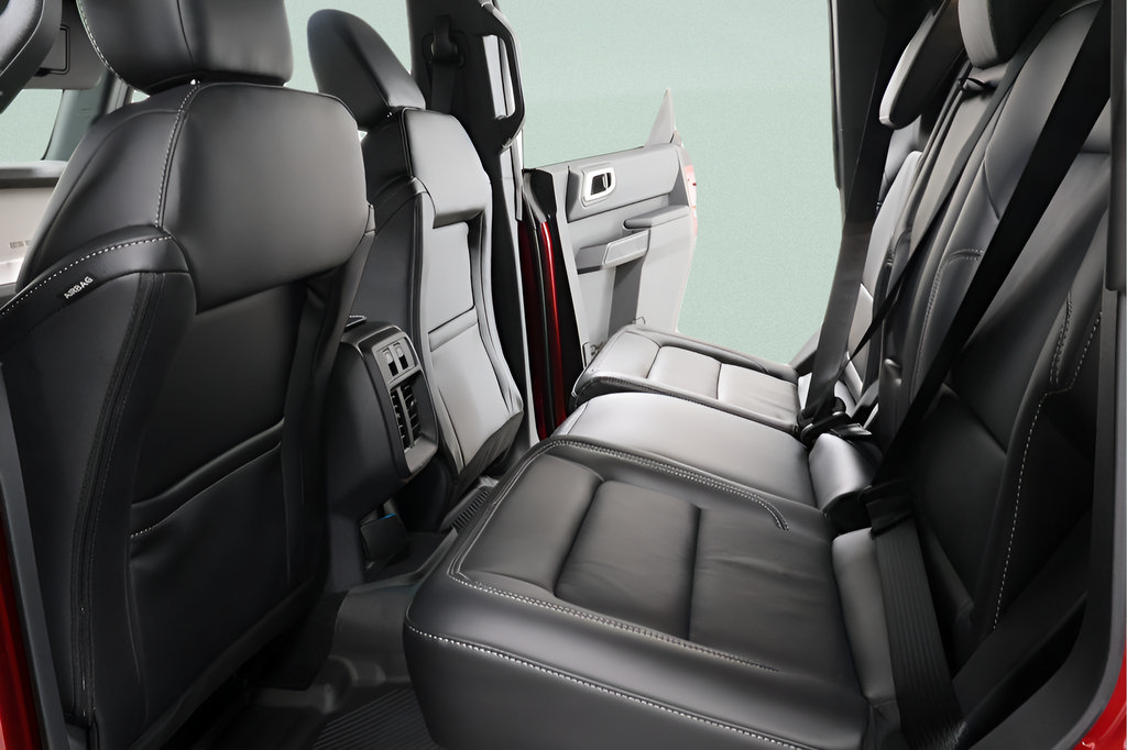 New 2026 Ford Bronco Outer Banks AWD/4WD image 27