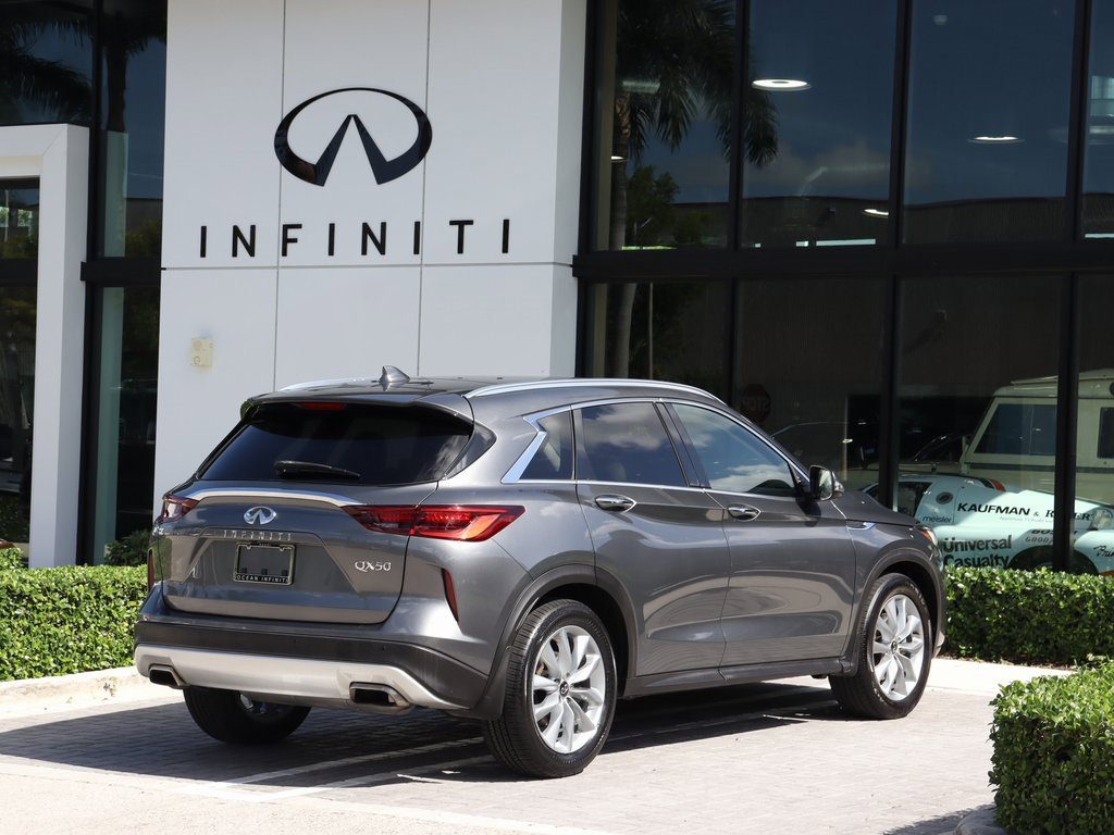Certified 2022 INFINITI QX50 Luxe image 4