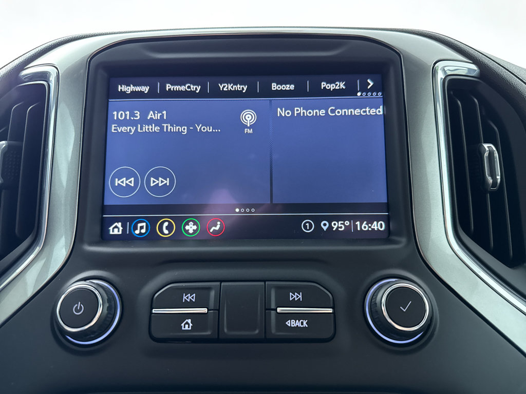 Used 2020 Chevrolet Silverado 1500 LT Trail Boss AWD/4WD image 13