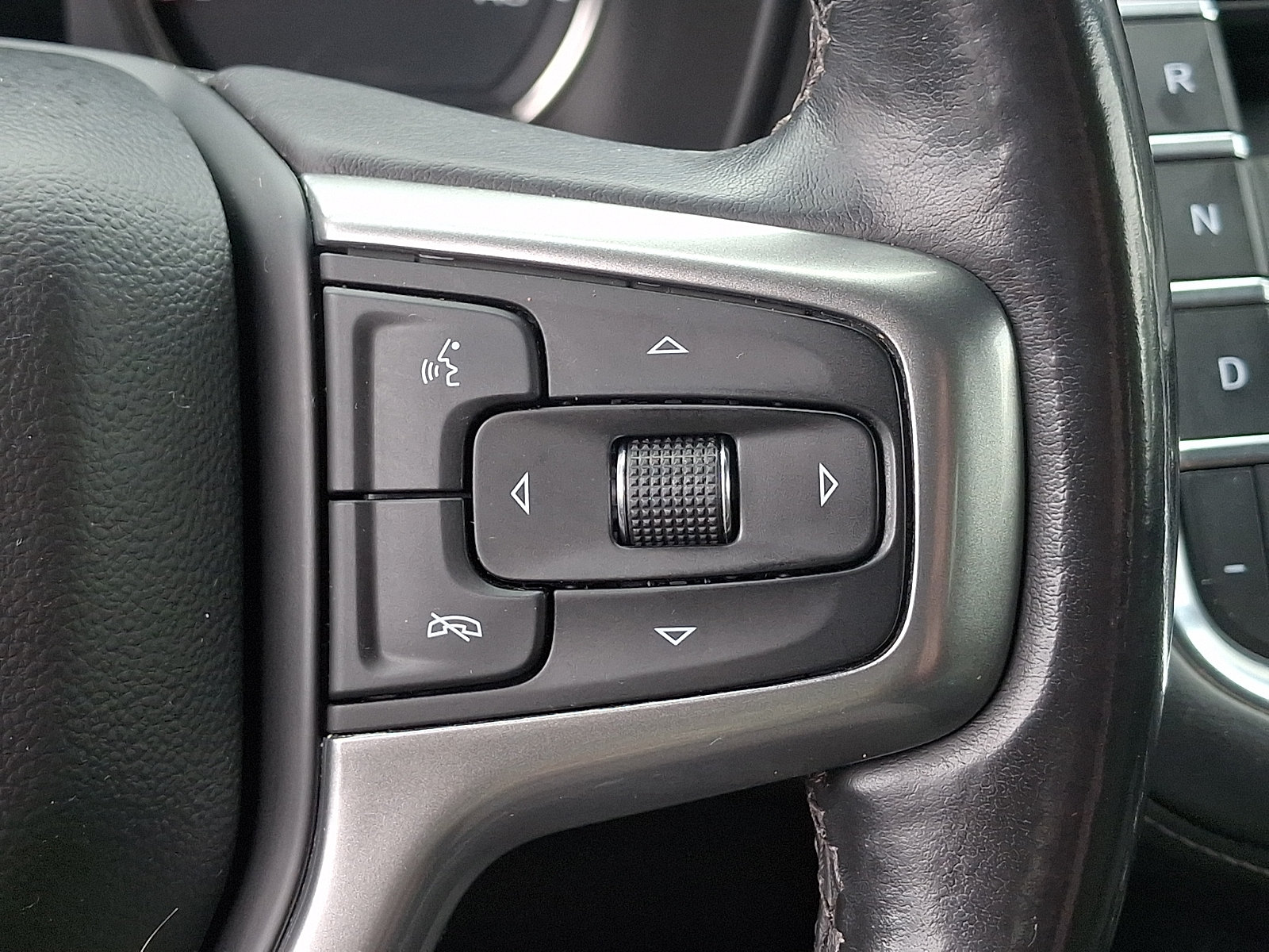 Used 2022 Chevrolet Tahoe LS AWD/4WD image 23