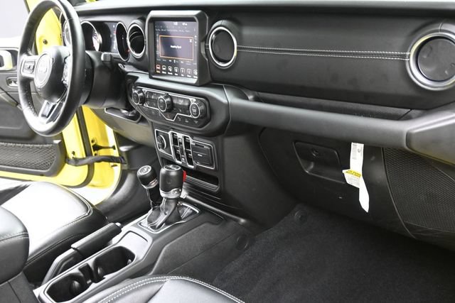 Used 2023 Jeep Wrangler Unlimited Sahara w/ LED Lighting Group AWD/4WD image 28