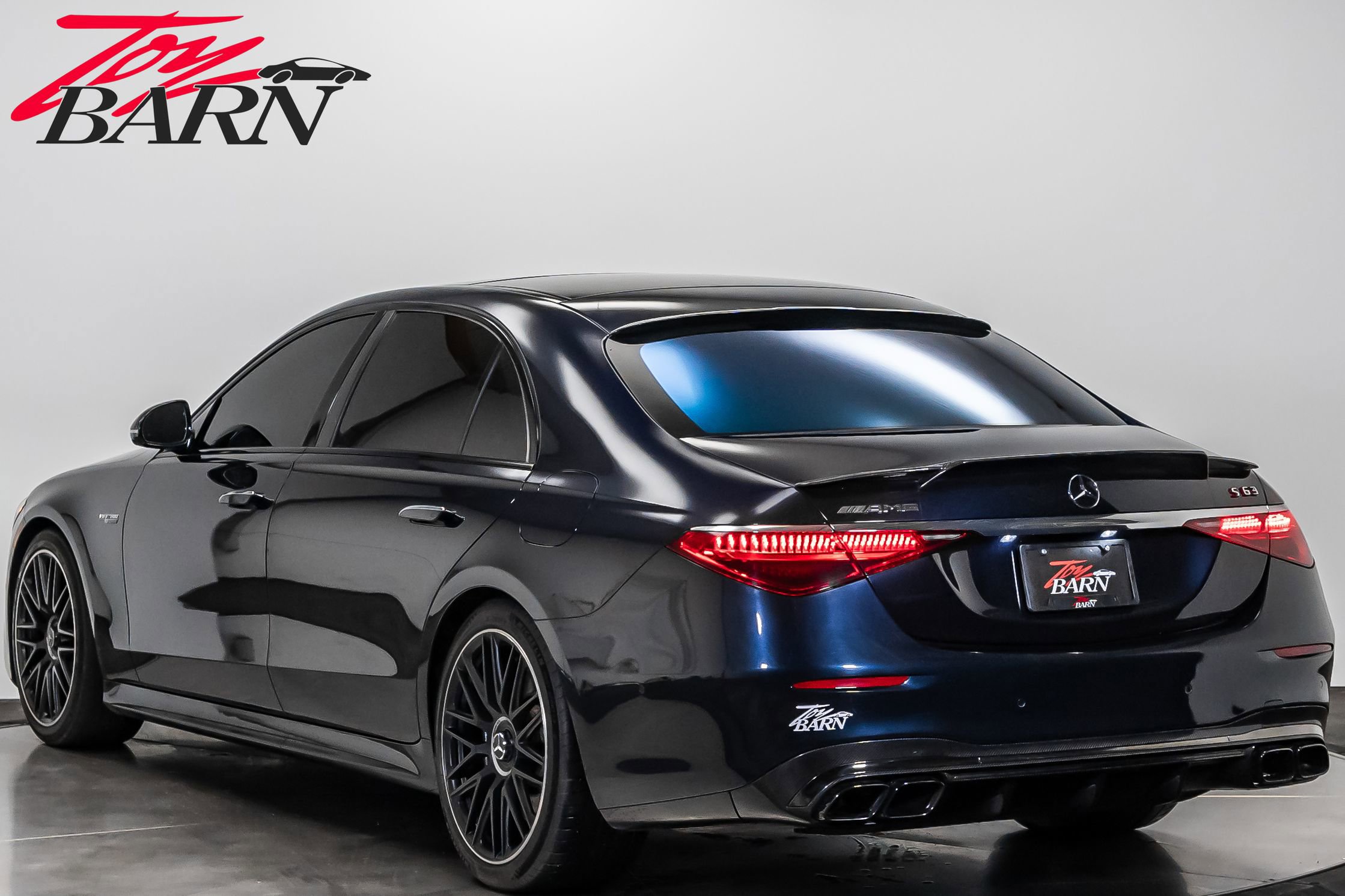 Used 2024 Mercedes-Benz S 63 AMG S image 3