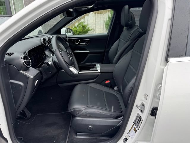 Used 2026 Mercedes-Benz GLC 300 4MATIC image 11