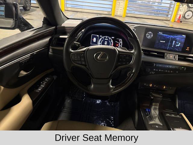 Used 2019 Lexus ES 350 350 w/ Premium Package image 13