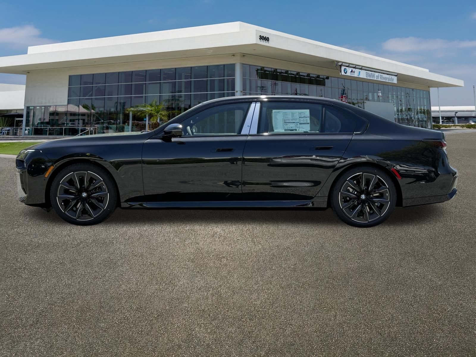 New 2026 BMW 760i xDrive w/ Luxury Rear Seating Package AWD/4WD image 6