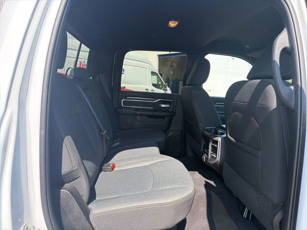 Used 2022 RAM 2500 Big Horn w/ Level C Equiment Group AWD/4WD image 42