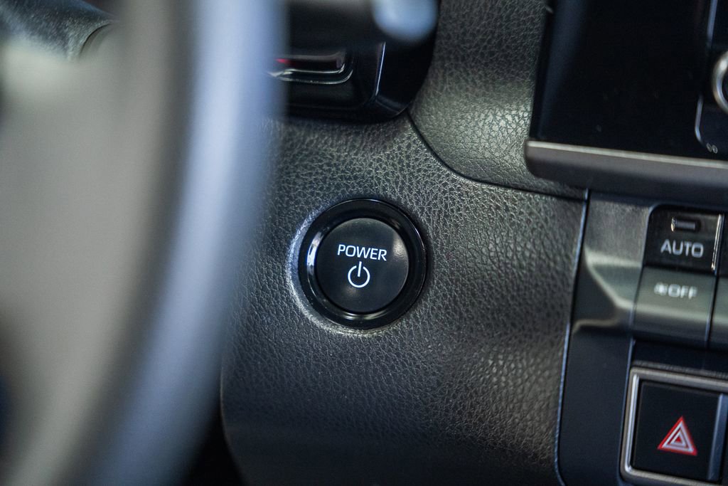 Used 2025 Toyota Camry LE image 21