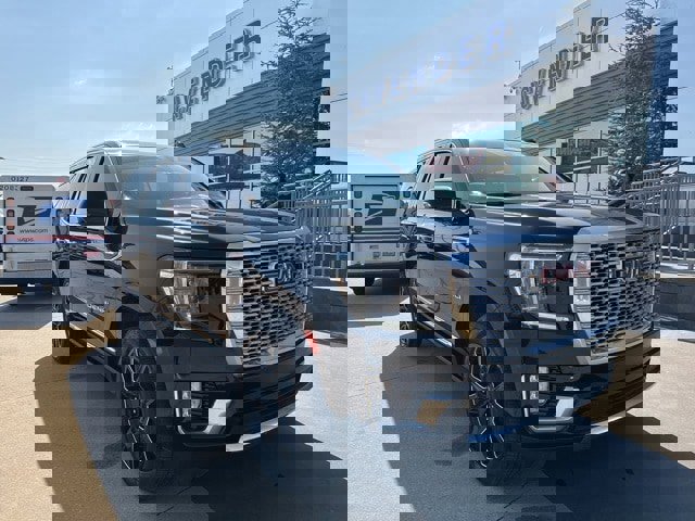 Used 2024 GMC Yukon Denali w/ Advanced Technology Package