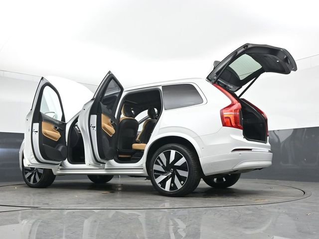 Used 2023 Volvo XC90 T8 Ultimate w/ Protection Package image 58