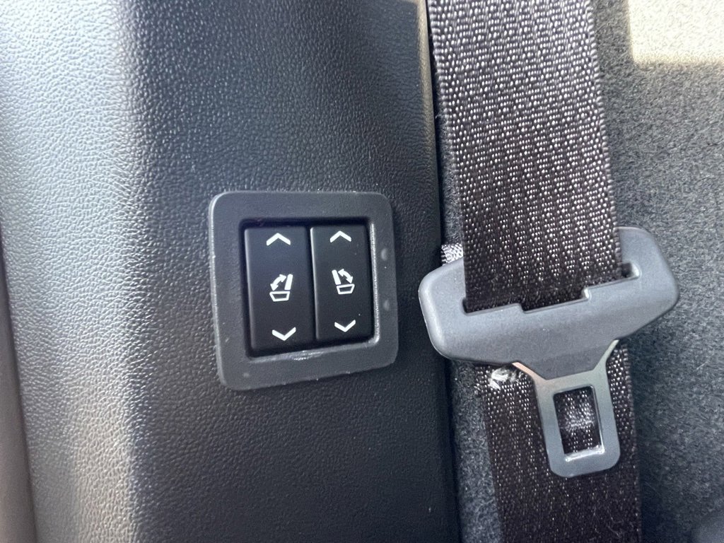 Certified 2024 Cadillac XT6 Premium Luxury w/ LPO, Floor Liner Package image 16