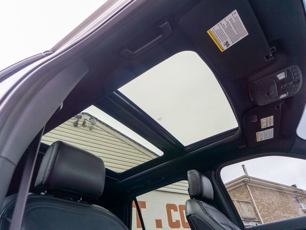 Used 2020 Ford Expedition Max Limited w/ Equipment Group 301A image 38