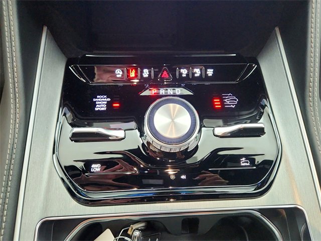 New 2025 Jeep Wagoneer Series II w/ Convenience Group I image 26