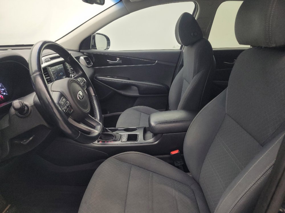 Used 2018 Kia Sorento AWD image 17