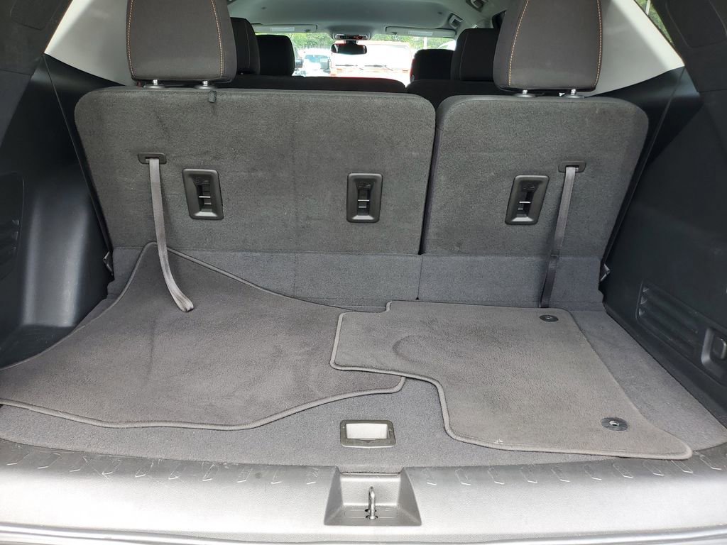 Used 2021 Chevrolet Traverse LS image 7