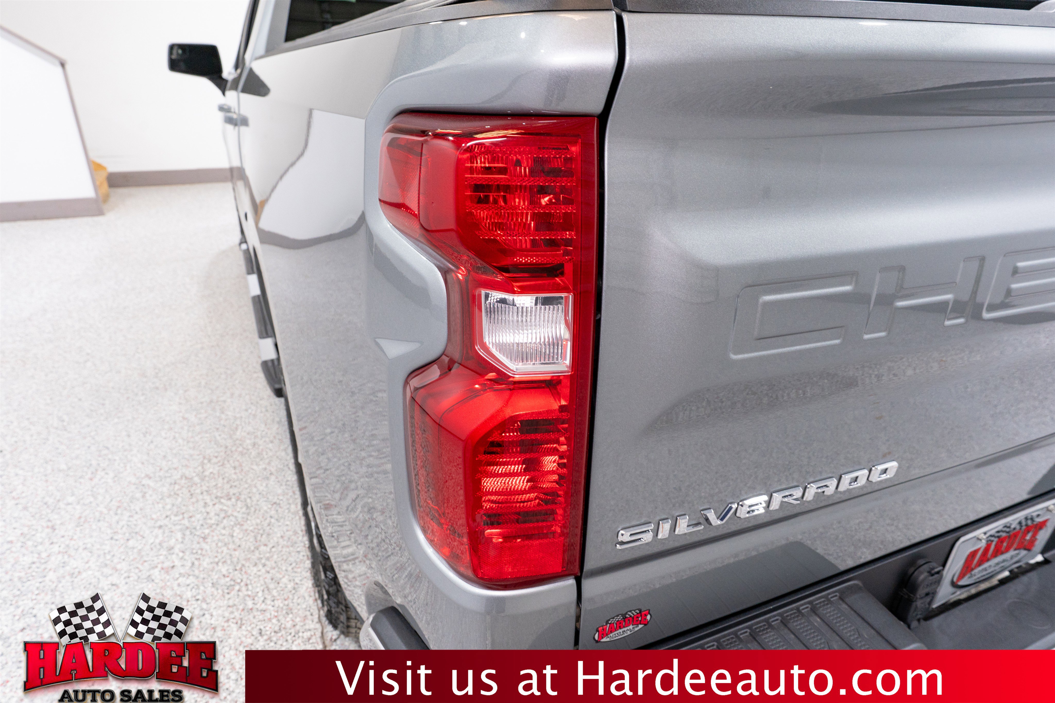 Used 2026 Chevrolet Silverado 1500 LT w/ Z71 Off-Road Package AWD/4WD image 9
