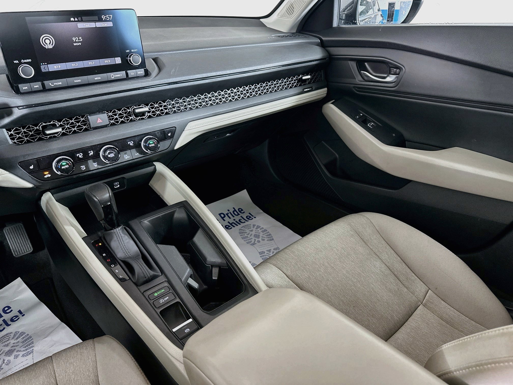 Certified 2024 Honda Accord EX image 22