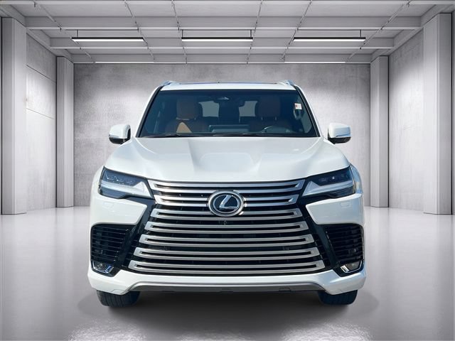 Used 2025 Lexus LX 600 4WD w/ Accessory Package (2T) image 6