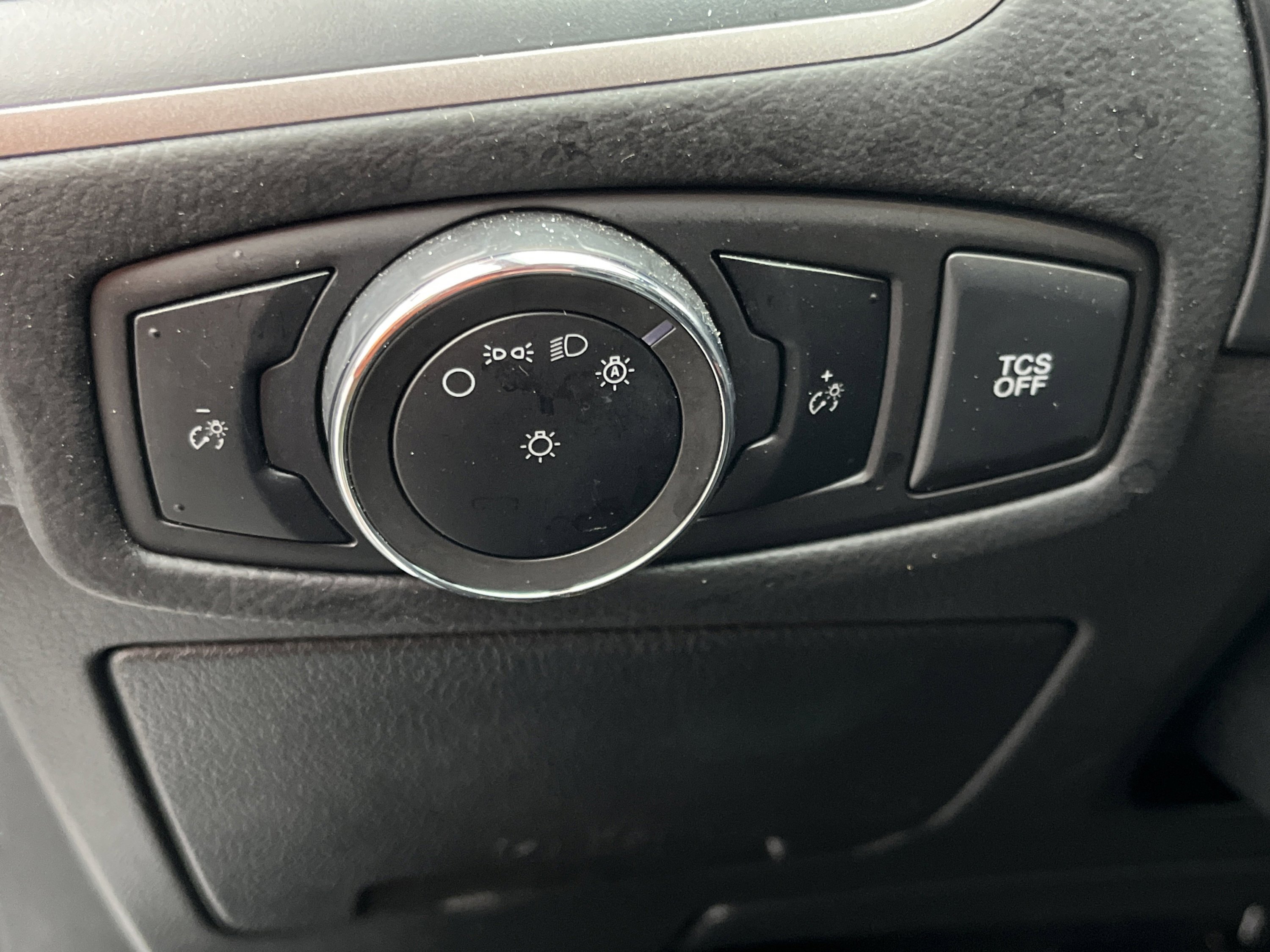 Used 2024 Ford Edge SEL image 19