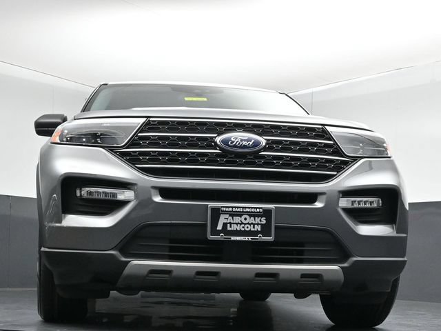 Certified 2021 Ford Explorer XLT w/ Equipment Group 202A AWD/4WD image 37