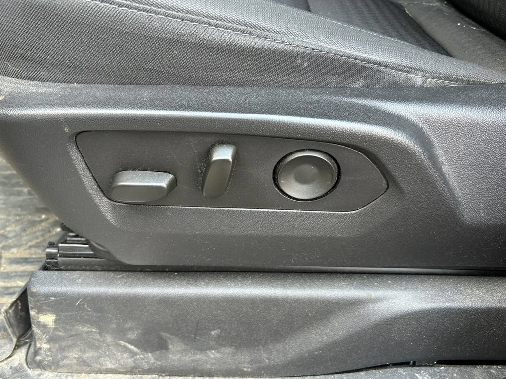 Used 2022 Chevrolet Silverado 1500 RST AWD/4WD image 13